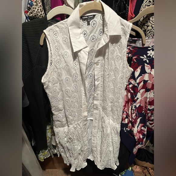 Samuel Dong white Eyelet dress/shirt with pockets -Size XXS - Picture 1 of 4